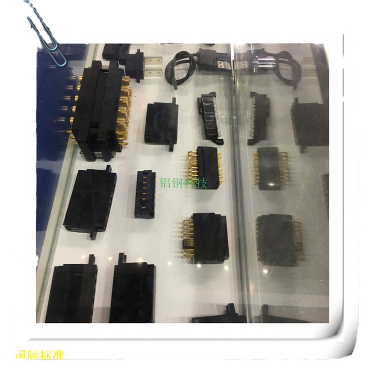 19�빫ĸVGA/USBѹ�Ӷ��ӣ���ͭ����ʽ��������ʽ������