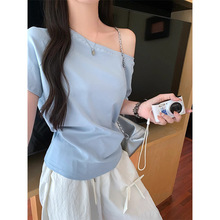 张婧仪明星同款斜肩短袖女露肩T恤夏纯欲辣妹宽松黑色一字肩上衣