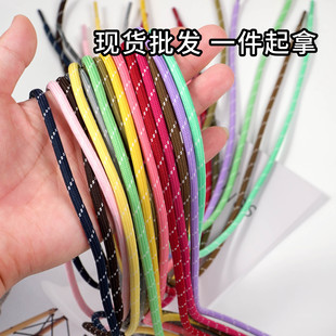 Ь�����l��ɫ��]б�y�c�c�A��Ь���K�R��ѥ�����ɽЬ���ڰ�ɫ�K