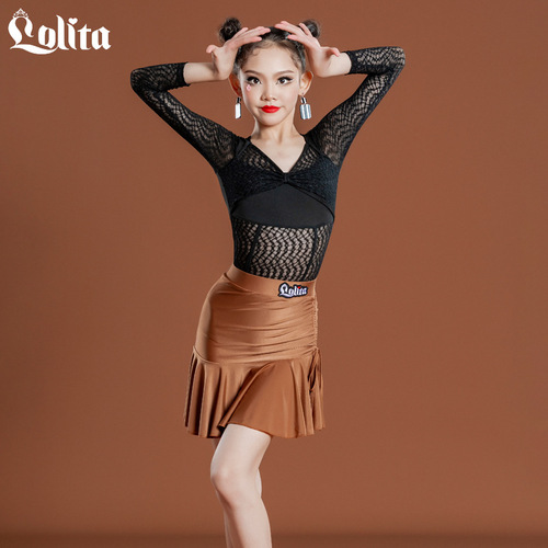 Girls black lace with brown Latin Dance Dresses long sleeves Latin uniforms new girls in the dance skirt suits in the fall and winter