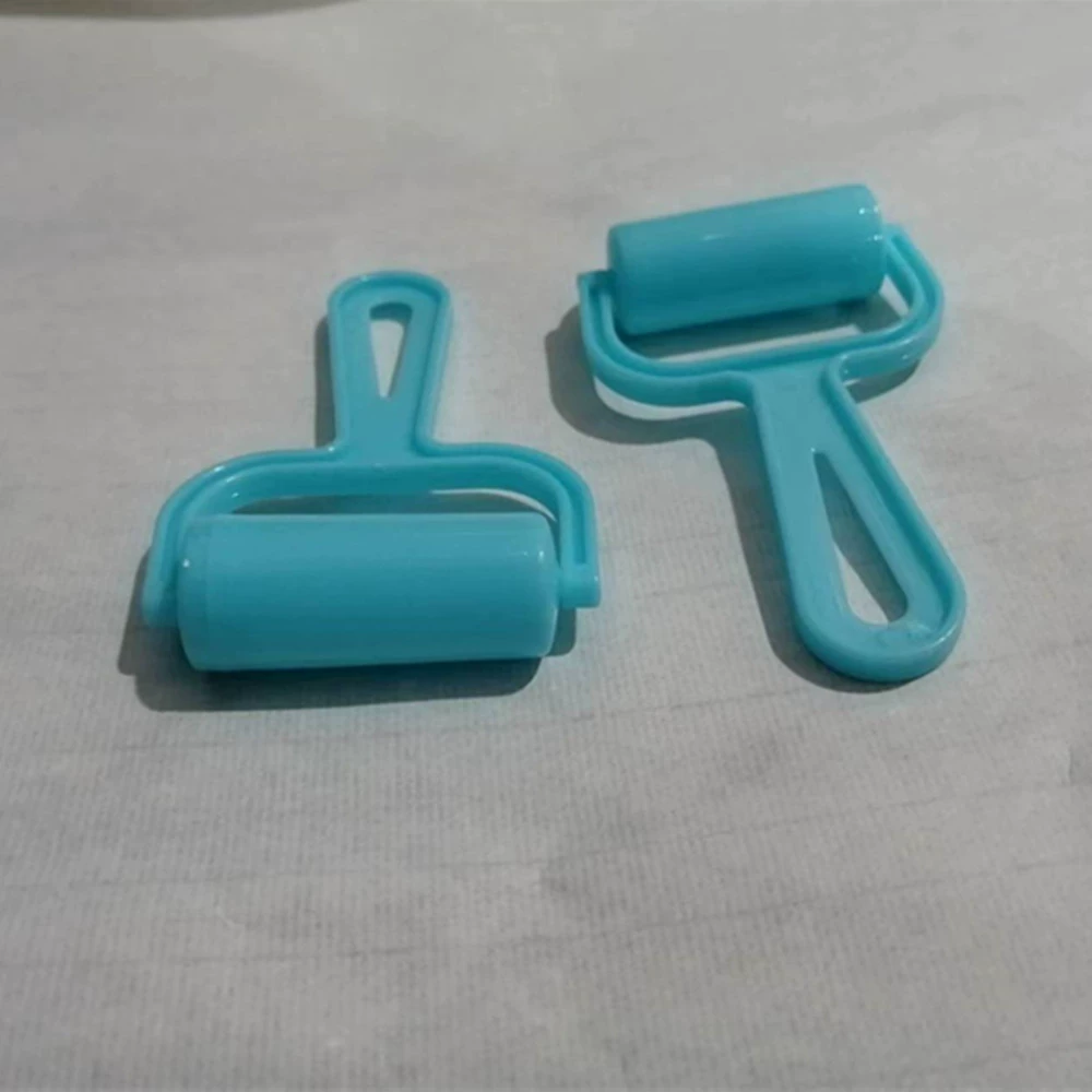 Playing pottery clay clay tools length 8.5 width 5.2 thick 1.7 cm plastic drum roller