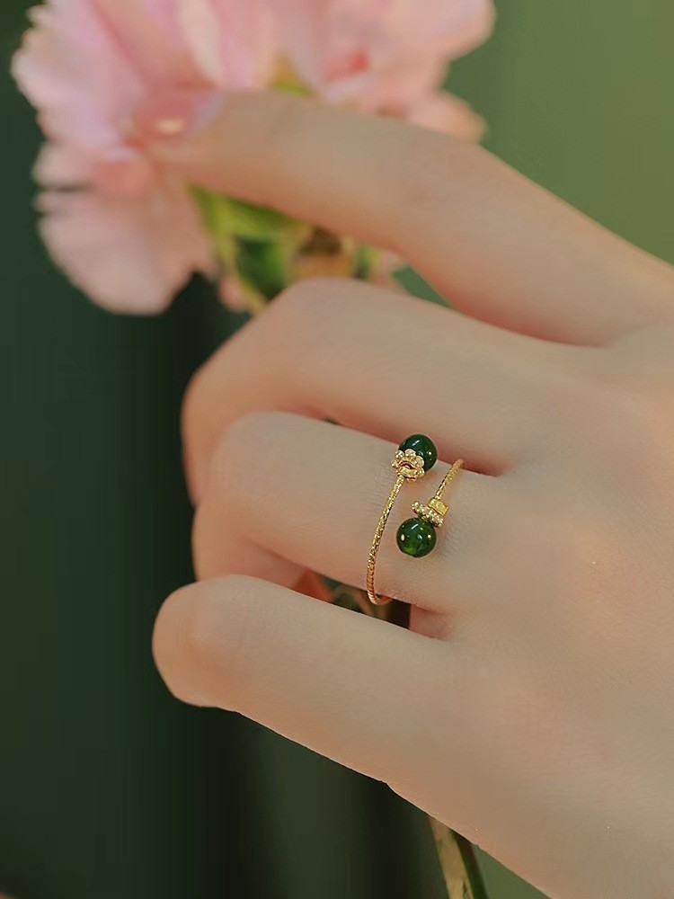 Anello aperto minimalista retrò in oro smeraldo e giada hetian_voghion.com