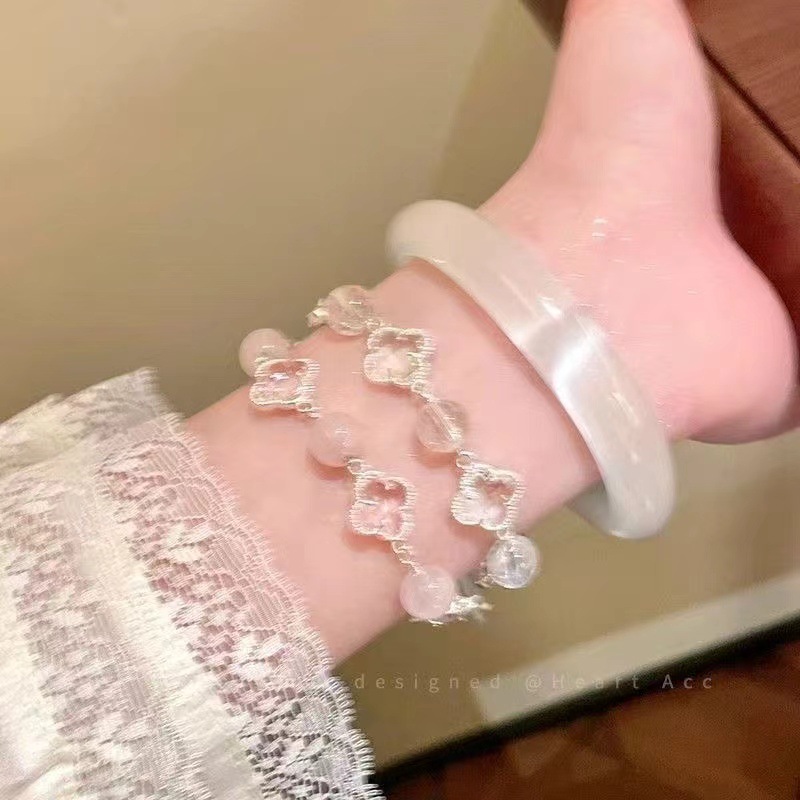 Sweet Four-Leaf Clover Bracelet for Women, Popular Fashion Good Luck Student Bracelet, Ins Niche Light Luxury Super Fairy Bestie Gift