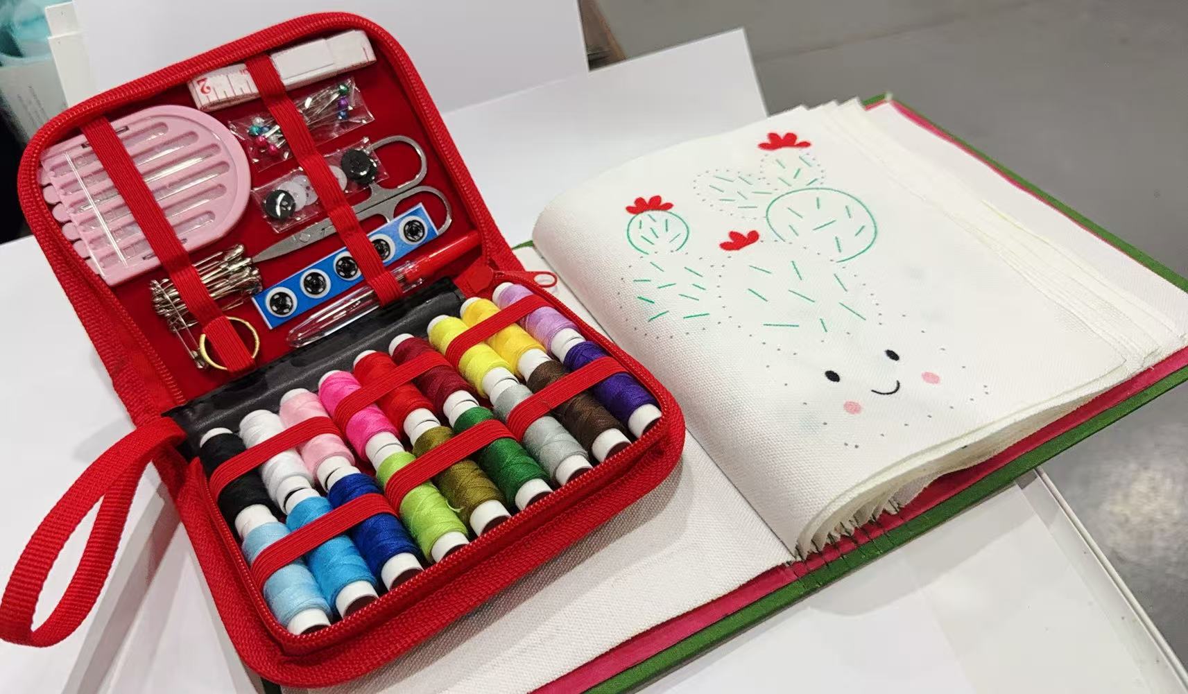 Bolsa de aguja multifuncional de aguja de viaje portátil aguja de viaje herramienta de costura manual combinación