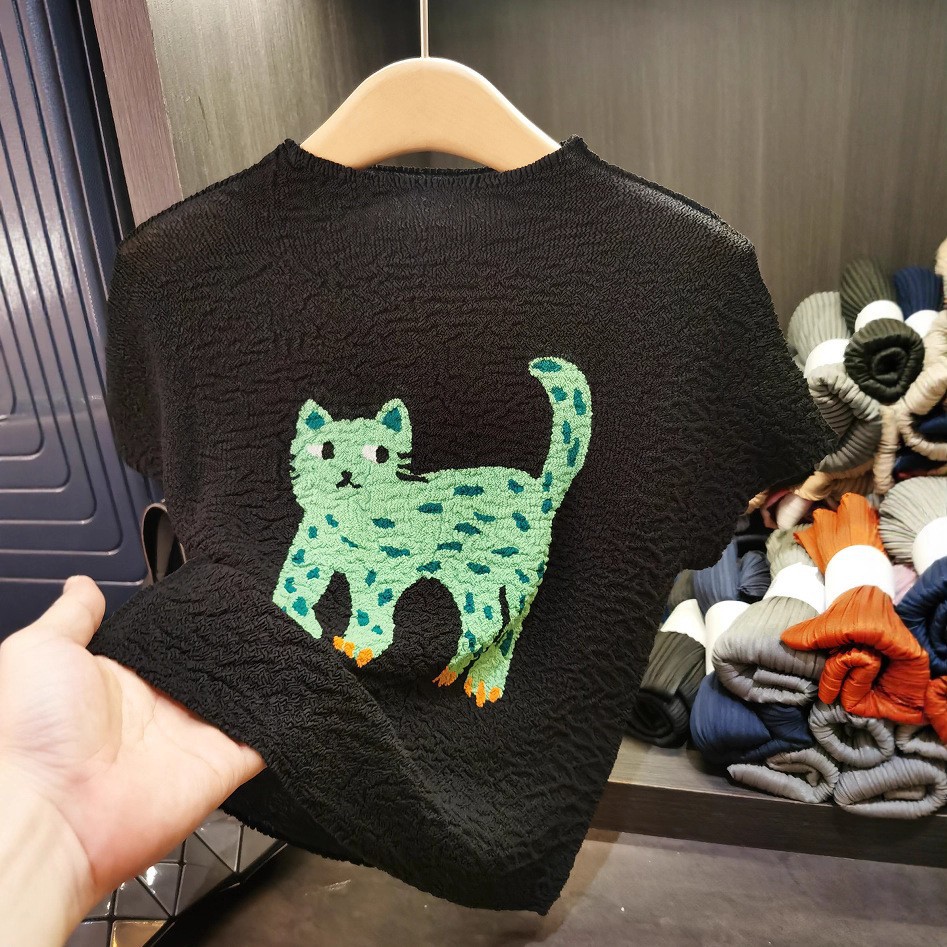 Áo thun nữ cổ tròn xếp ly nhẹ mỏng họa tiết mèo hoạt hình jacquard — đen, Màu trắng nhạt, màu xám