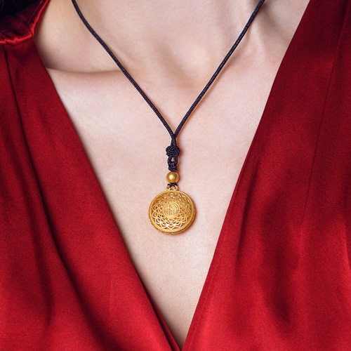 Eight Treasure Lotus Compass Pendant Gold-plated Brass Necklace Hollow Fortune Character Round Pendant Knitted Jewelry Wholesale
