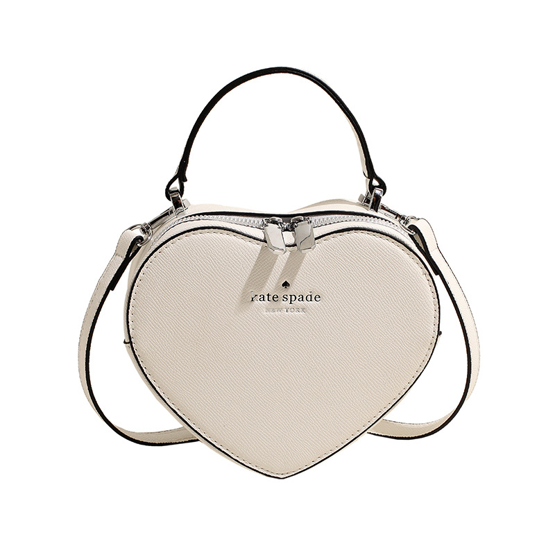 Bolso de hombro transfronterizo para mujer Tendencia de la moda europea y americana Letras clásicas Logotipo en relieve Bolso en forma de corazón Bolso casual de todo fósforo
