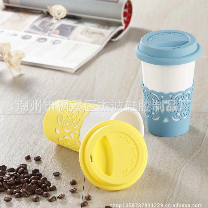 厂家供应防滑防烫硅胶产品杯套 圆形环保雕花镂空硅胶杯盖 杯套