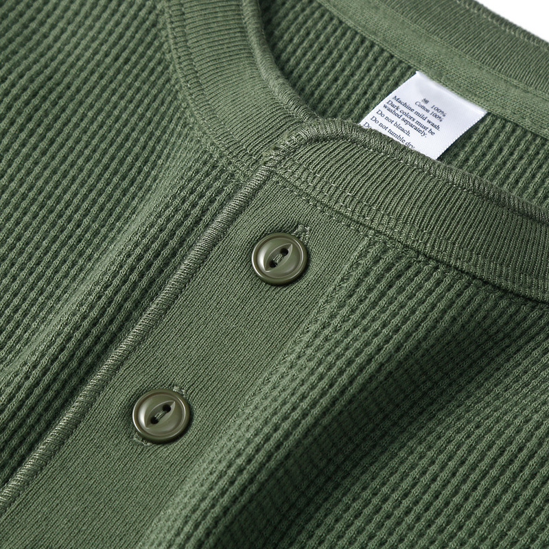 ワッフルのアメリカのレトロなカチカチと重いポンドのヘンリーの襟は底のtシャツを打ちます。