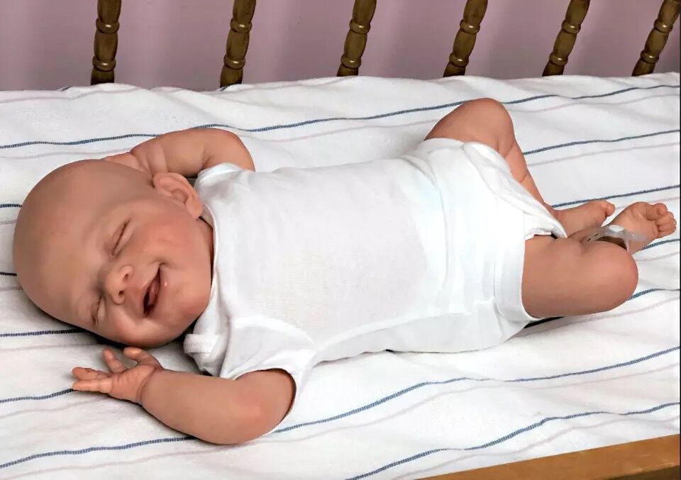 Como se muestra en la imagen de la muñeca