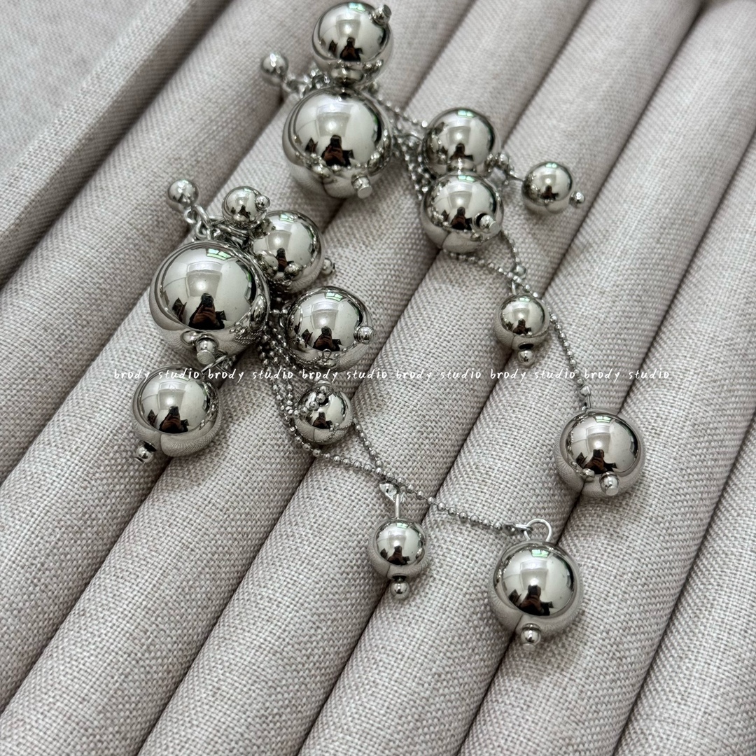 Long elegant elite earrings with tassels