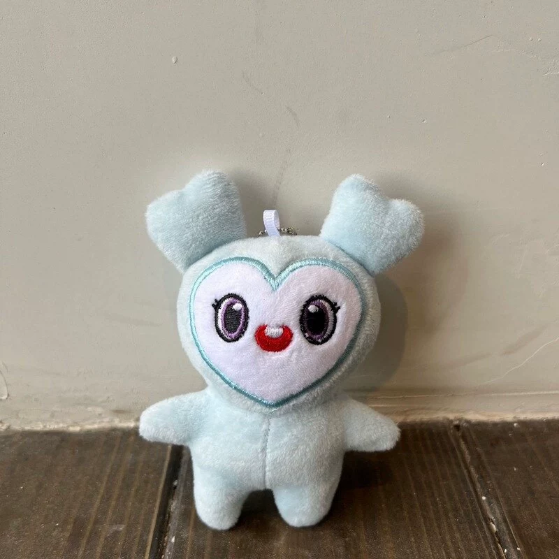Кросс-бордер точка TWICE Park Zhi Pingjing Tao Suncai Momo Lovely Plush Doll Keychain Pendant