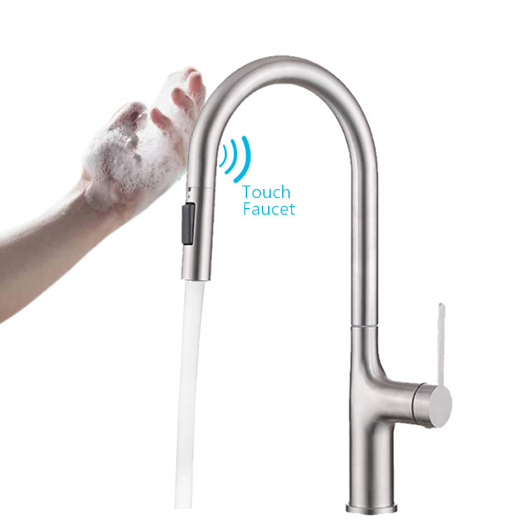 Sus304 Rotating Universal Touch Single-Slot Faucet, Black Touch Kitchen Faucet with Hot and Cold Water Pull-Out Feature