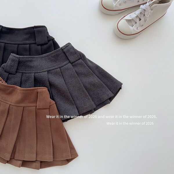 Children's demi-season woolen pleated skirt