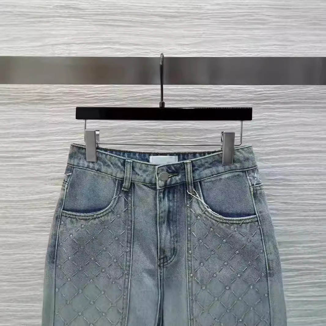 NANYOU 하이 엔드 여성 24 초가을 새로운 하이 웨이스트 올 매치 프론트 포켓 핫 드릴링 리어 자수 패션 데님 바지