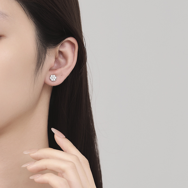 1g Weight 925 Sterling Silver Ear Needle Material Zircon Inlay Material Ear Studs Classification 1 Pair 925 Sterling Silver Zircon 925 Sterling Silver Earrings Snowflake Screw Backs Ear Studs