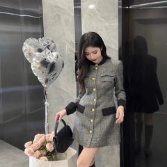 高级感小香风富家千金风配大衣气质名媛高端打底连衣裙子女春季