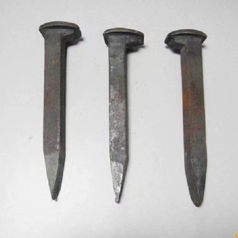 Спиральные гвозди удобны в использовании