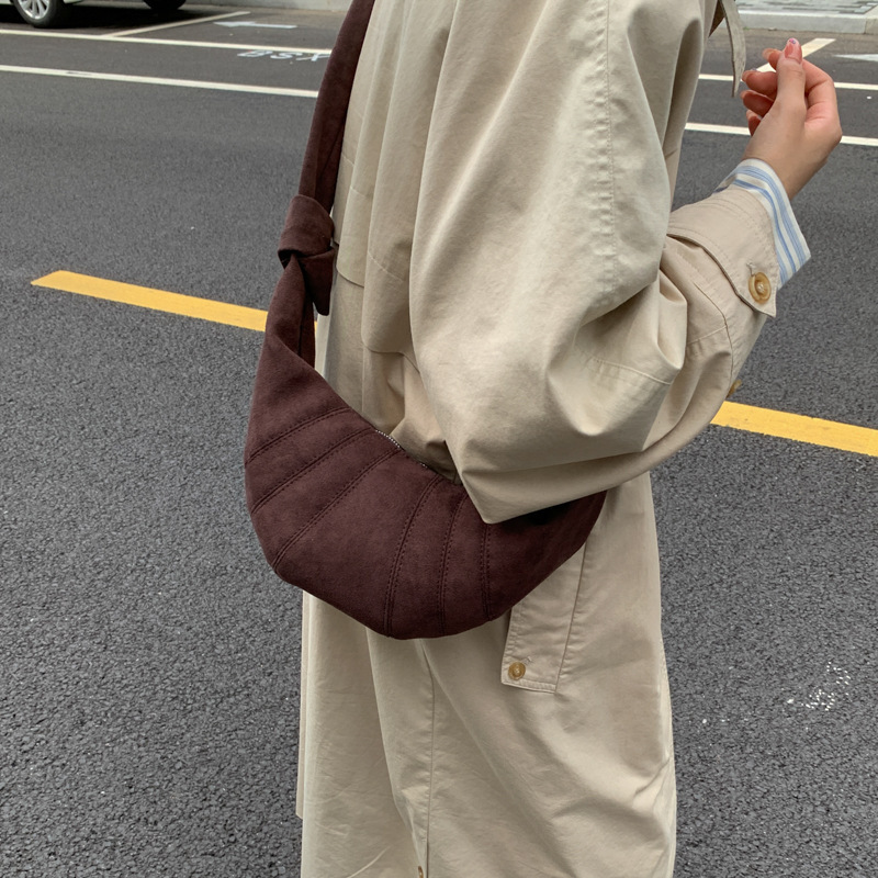 跨境韩版潮时尚饺子包女2025秋冬新款复古大容量单肩包百搭斜挎包|undefined