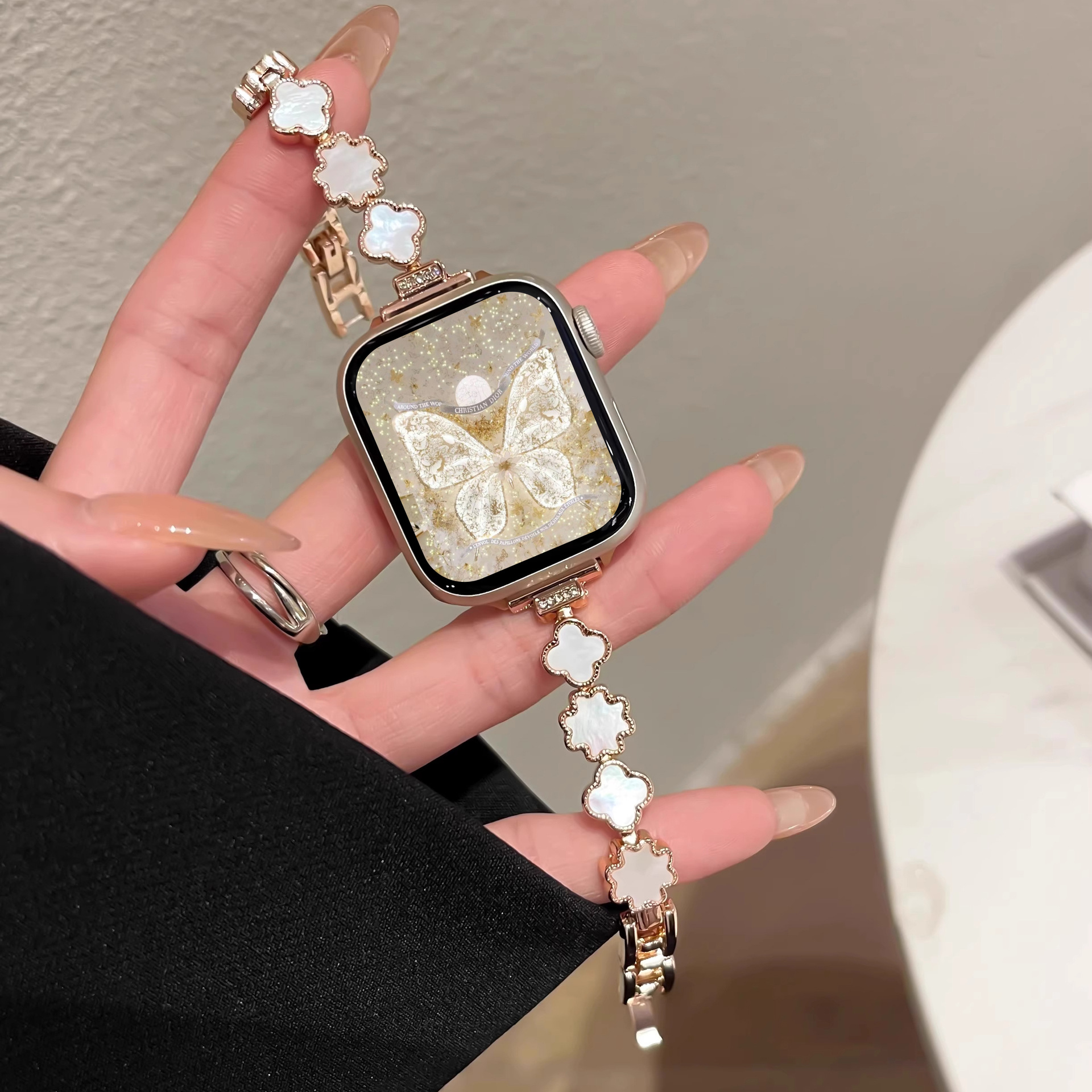 Suitable for Apple Applewatch Watch Strap Metal Four-Leaf Clover Snowflake Mother-Of-Pearl Iwatchs11 Women's Watch Strap