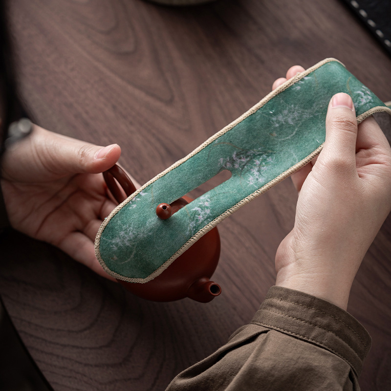 Chinese Style Thickeneded Suede Pot Strap, Anti-Fall and Anti-Knock Portable Tea Set Protective Cover, Outdoor Travel Storage Accessories Chinese Style Thickeneded Suede Pot Strap, Anti-Fall and Anti-Knock Portable Tea Set Protective Cover, Outdoor Travel Storage Accessories