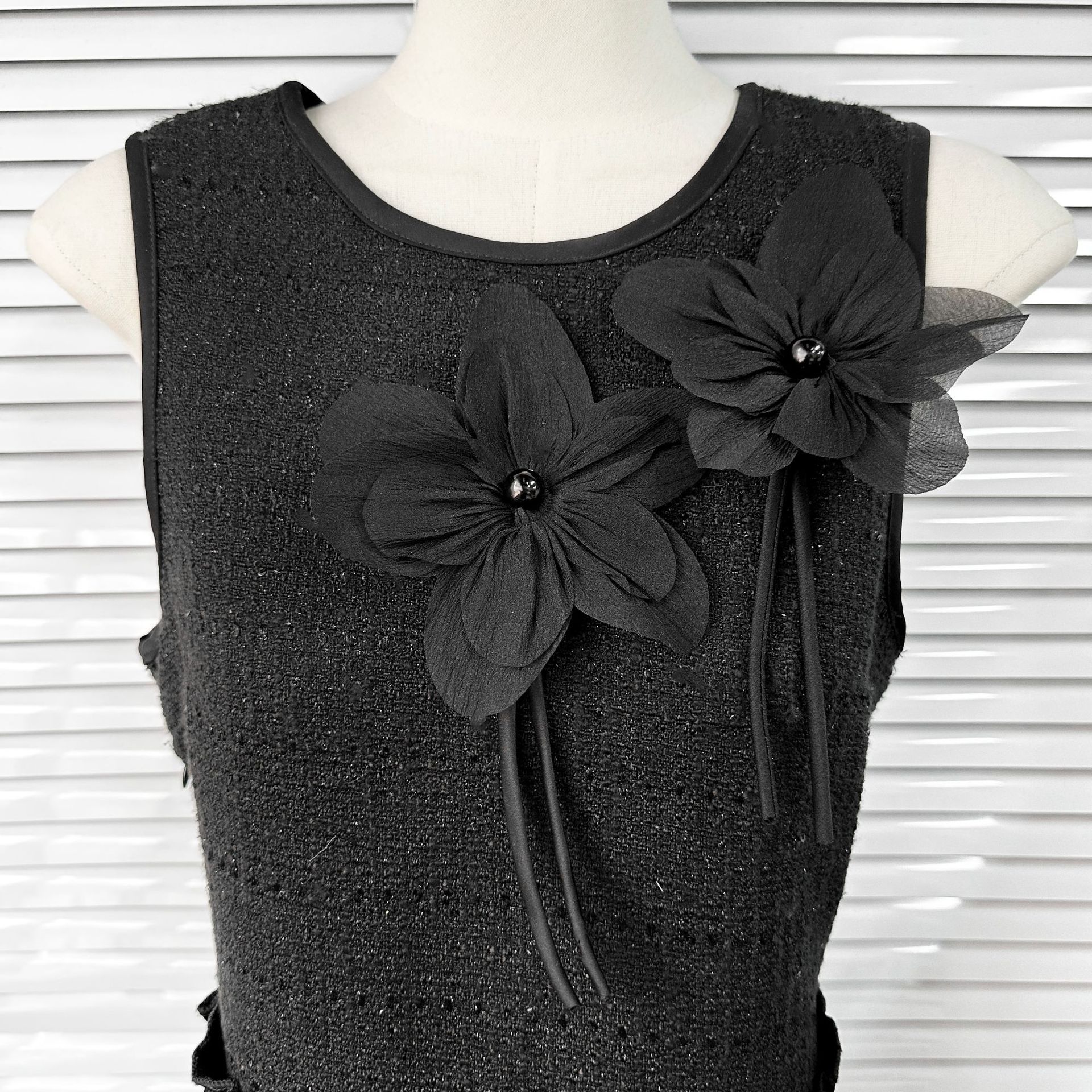 Decoración de perlas blancas flores para el cabello simple y elegante ajuste para el cabello clips ropa infantil maleta adornamiento image 6