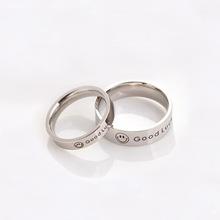 欧美跨境个性英文字母笑脸钛钢戒指情侣对戒18K金不掉色饰品加工