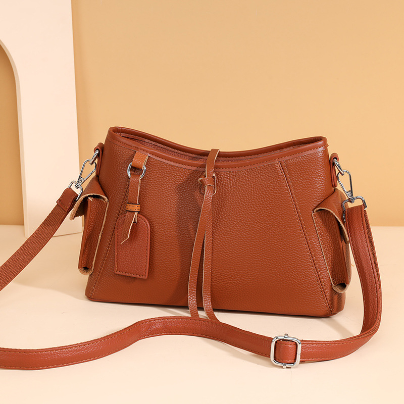 탑 레이어 COWHIDE SHOULDER BAG 여성의 새로운 가죽 여성 가방 대용량 크로스 바디 가방 여성용 패션 올 매치 쇼핑백