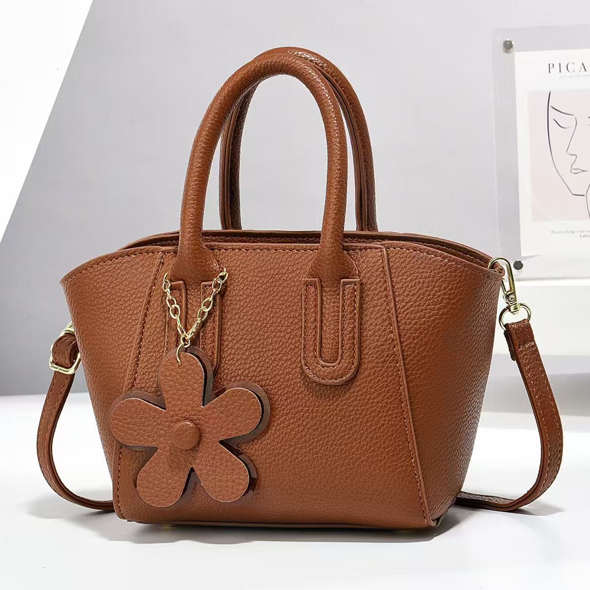 Fabricantes 2025 bolsos de mano de moda texturas coreanas de hombro de una sola forma de bolsa de comercio exterior para mujeres nuevas bolsas para mujeres