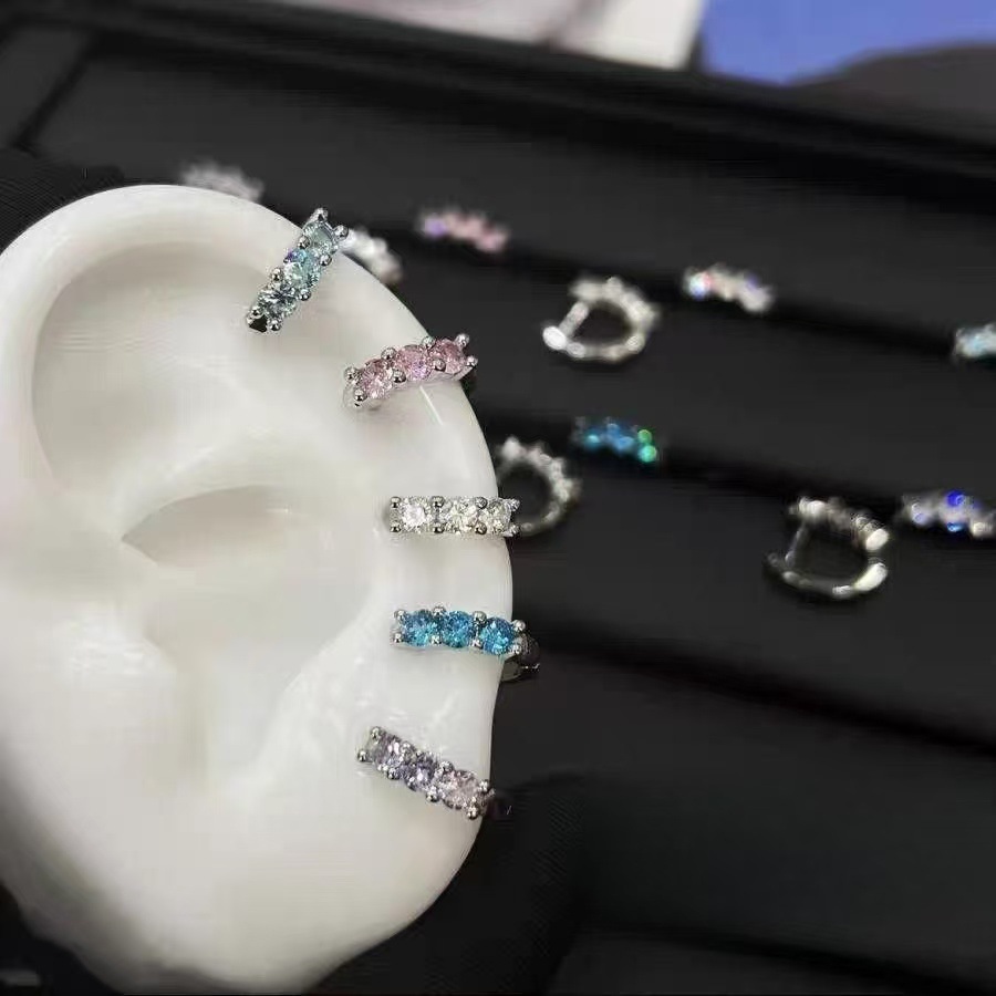 Zircon earrings for double ear piercings, classic style, super shiny with diamonds, 5 colors, niche ins minimalist hoop earrings, titanium steel, stackable