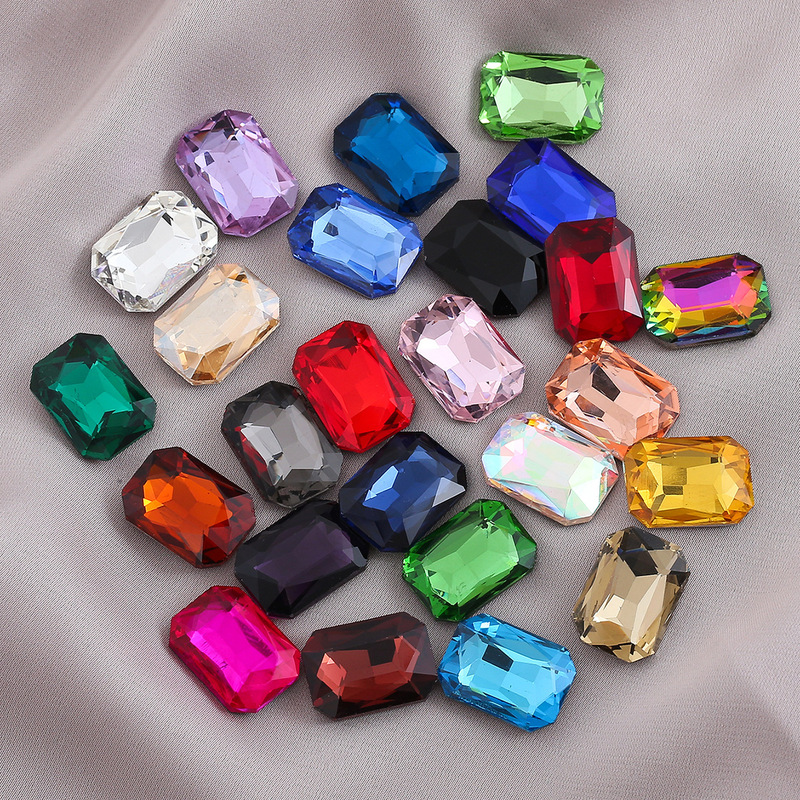 In stock wholesale pointed bottom rectangular octagonal diamond glass crystal mahjong diy jewelry accessories mobile phone shell sticking Diamond In stock wholesale pointed bottom rectangular octagonal diamond glass crystal mahjong diy jewelry accessories mobile phone shell sticking Diamond