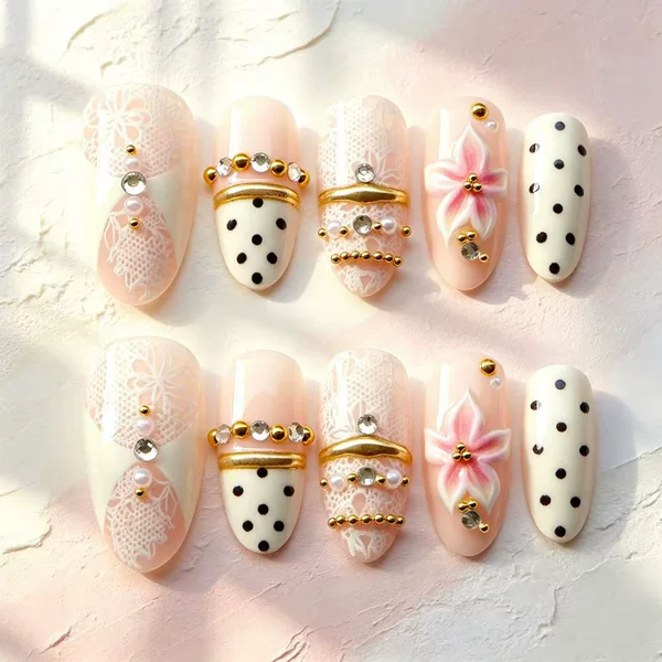 Cross-border European and American 3D French Lace Polka Dot Three-dimensional Flower Wearable Nails in Milky White Princess Style Fake Nails Manicure Stickers