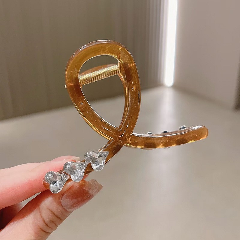 2026秋冬ミンクファー毛皮ヘアクリップ、高級感のある後頭部用大型シャーククリップ、ハート型キラキラ輝くダイヤモンド付き毛皮ヘアクリップ