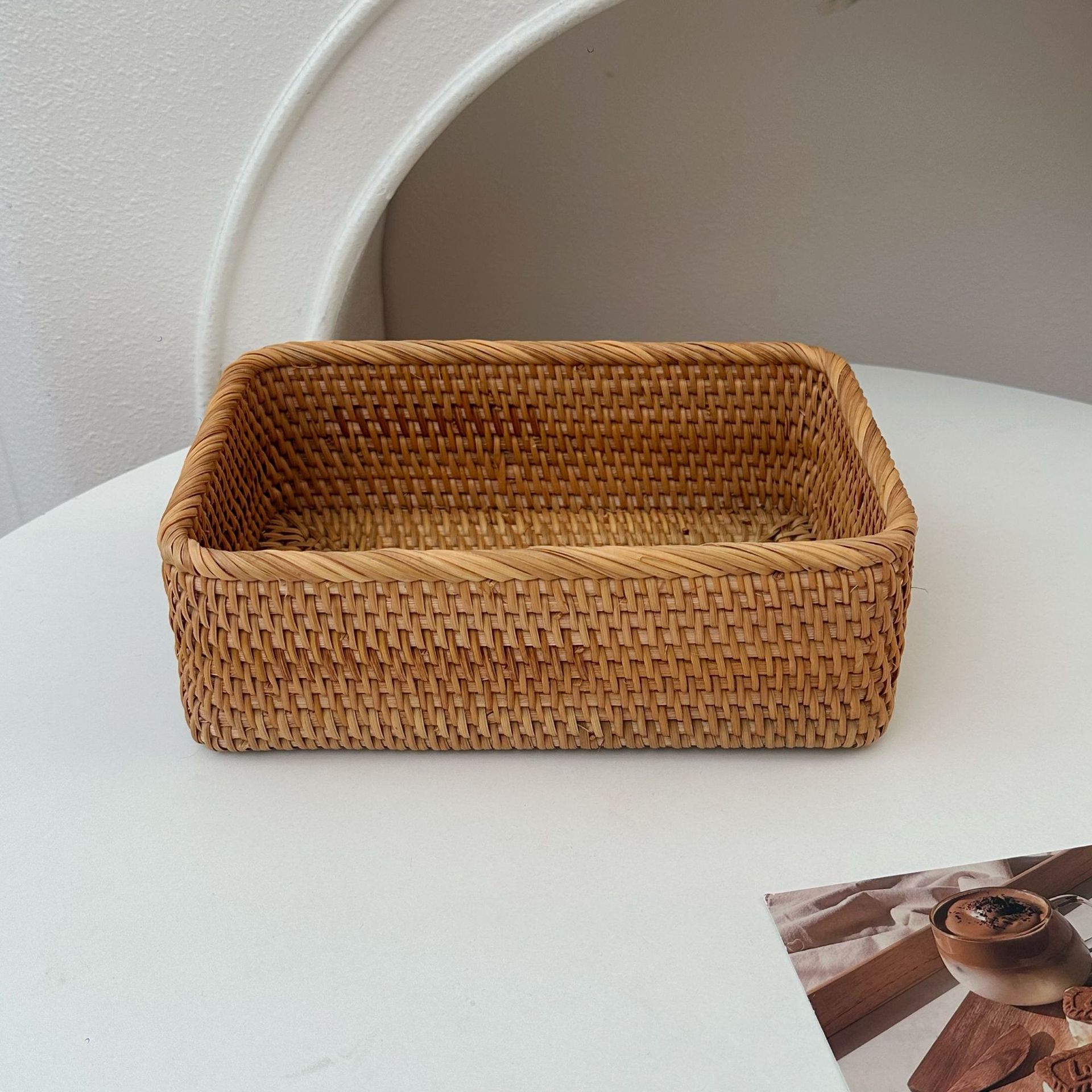 Ins cesta de almacenamiento de ratán retro mesa de escritorio mesa de centro cesta de almacenamiento de artículos diversos cesta de almacenamiento de acabado cosmético cesta de bambú