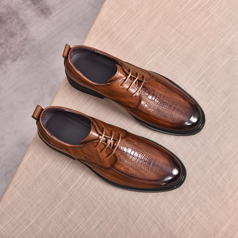 Zapatos de cuero de los hombres de cuero genuino de negocios ropa formal hecha a mano Oxford zapatos británicos zapatos de boda casual transpirable británico coreano zapatos puntiagudos