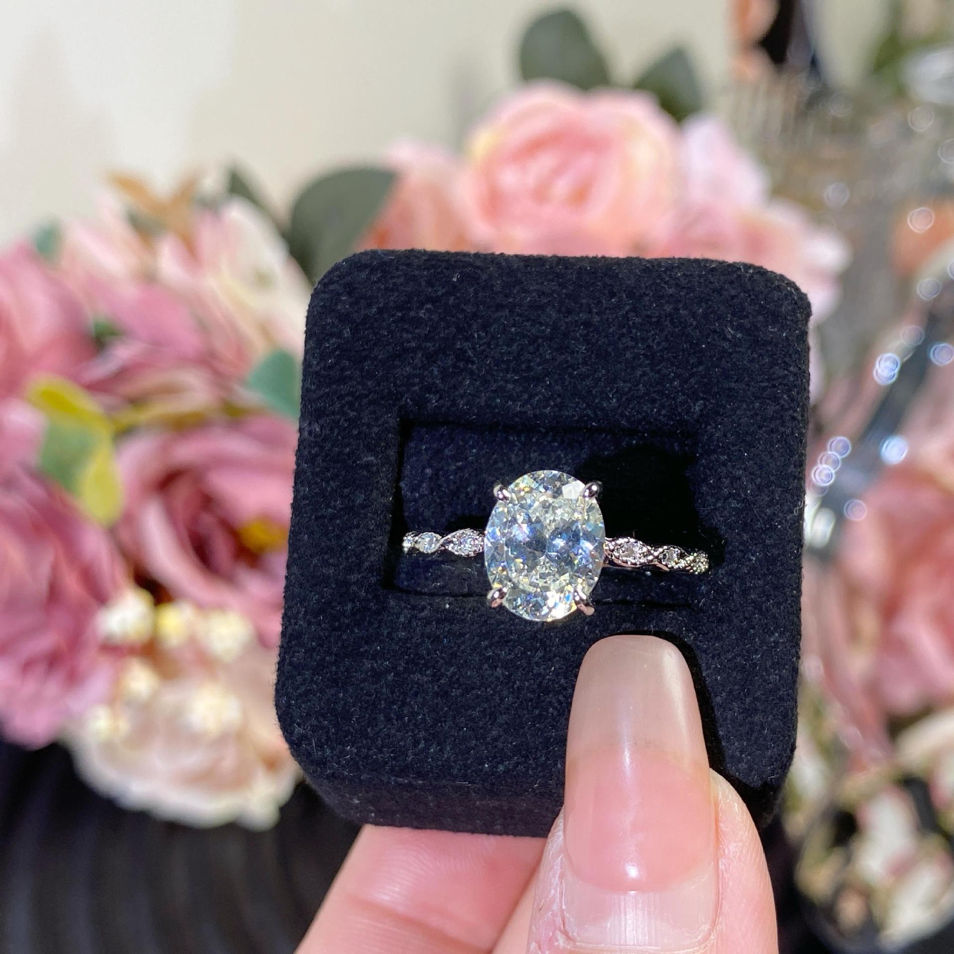 Women's Gemstone Ring With High Carbon Diamond Luxury Design_voghion.com