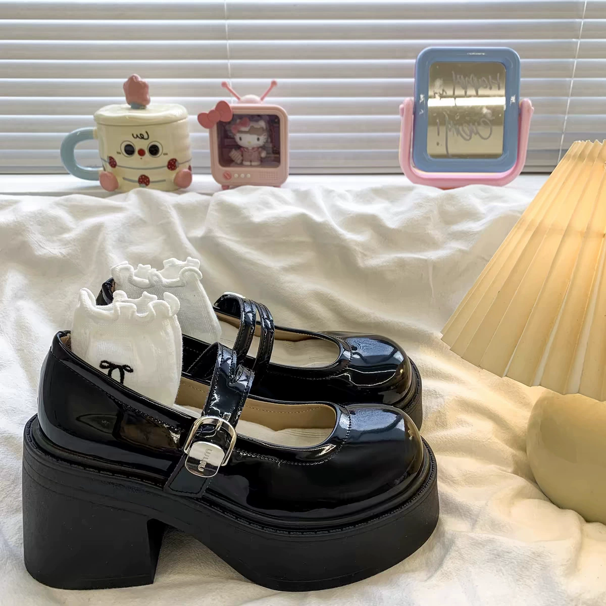 Японские jk туфли на высоком каблуке женские толстые каблуки весна и осень 2025 новая толстая подошва увеличена ретро французская обувь Мэри Джейн