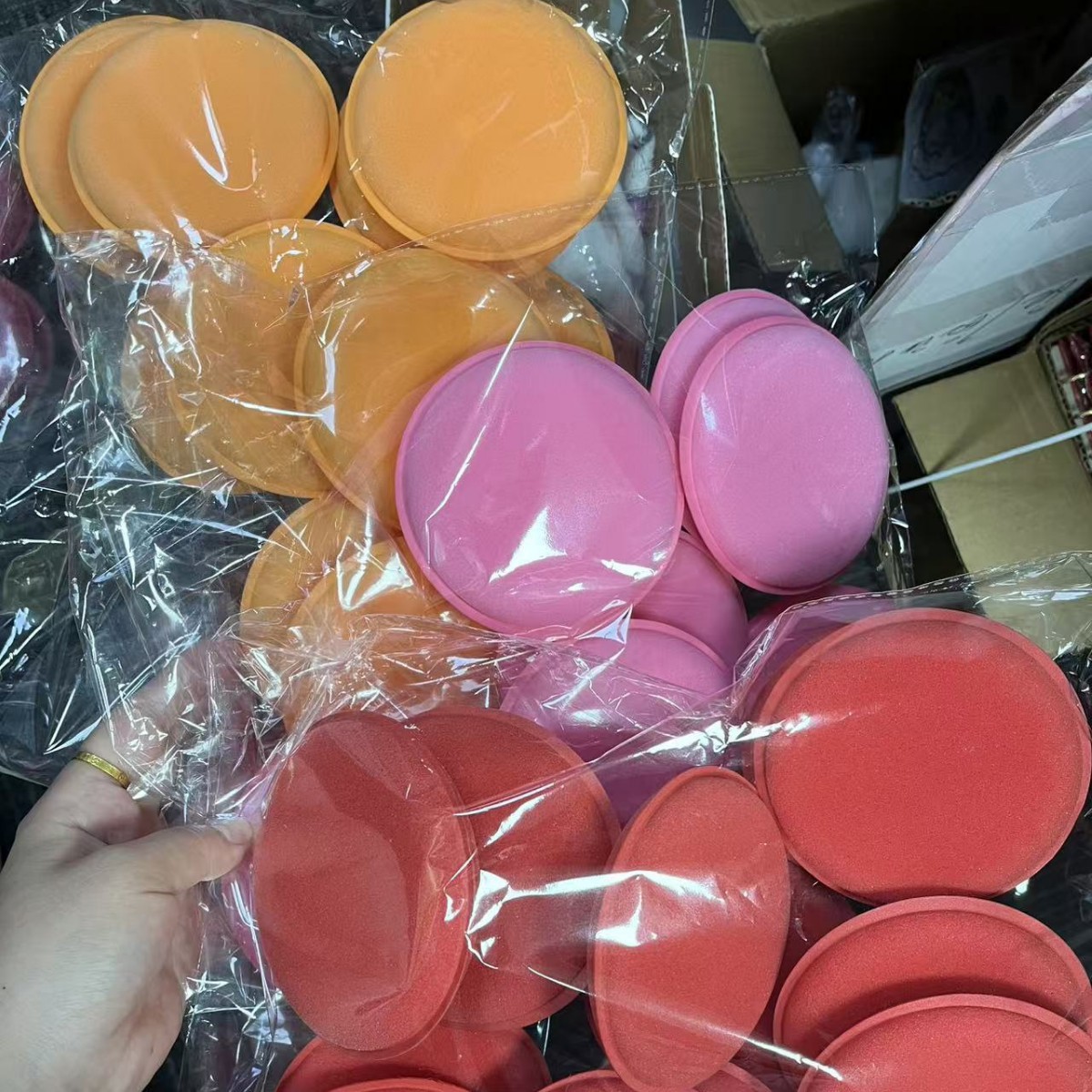빨간색