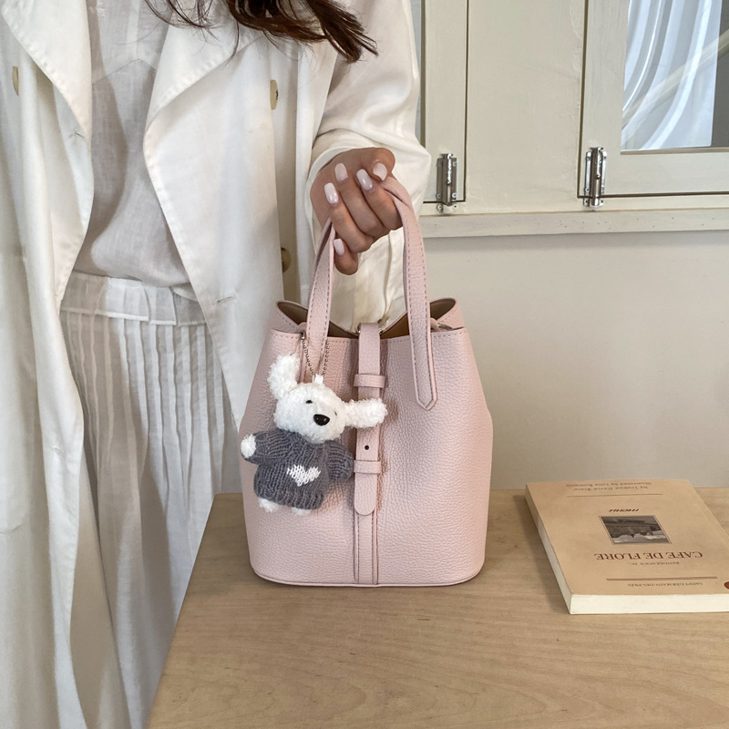 Verano simple canasta de verduras bolsas para mujeres 2026 nuevo bolso de cubo diario de moda ocio viaje bolso de hombro