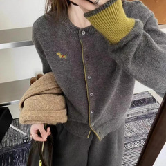 秋冬の子犬刺繍ニットカーディガン、女性用、コントラストのある袖口のステッチデザイン、春と秋のセーター、ショートトップ