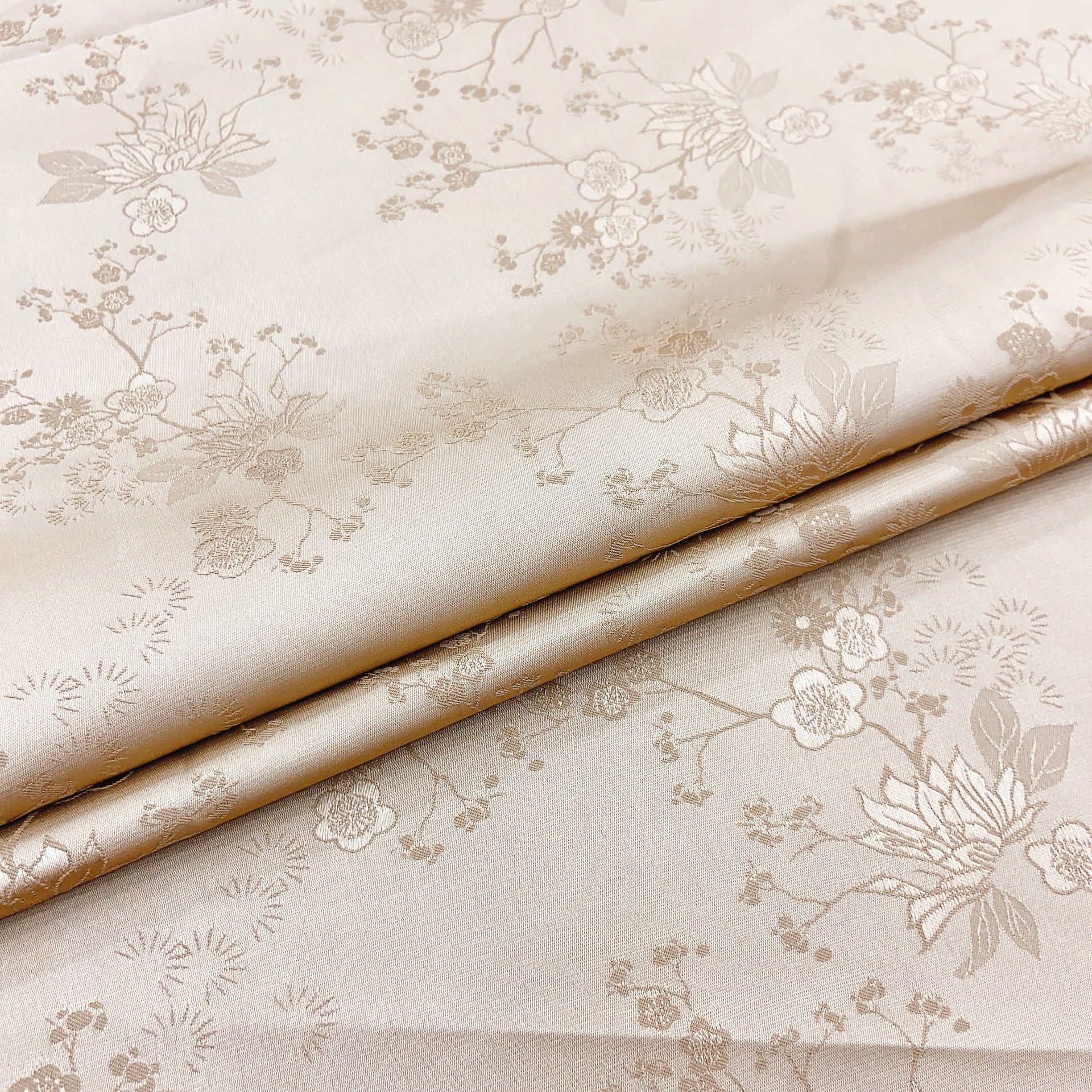 高密仿醋酸暗纹提花布女装连衣裙旗袍西装外套棉服汉服影视装面料