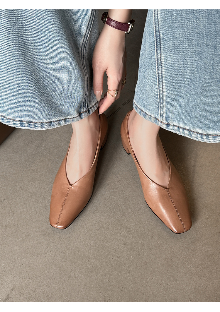 Giày nữ da bò gót vuông cổ V mũi nhọn, phong cách bà nội (granny shoes) đế thấp, đi làm hằng ngày — màu nâu chi tiết 17