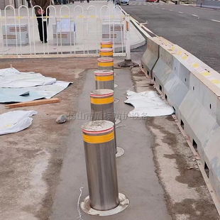 Automatic Hydraulic Adjustable Roadblock 304 Stainless Steel Semi-Automatic Manual Telescopic Finished Car Barrier Road Pile Factory