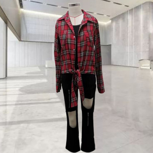 �ɼ����紺���¿�tɫ��y¶���L���r���������e����ƶ�ѝ���bŮ