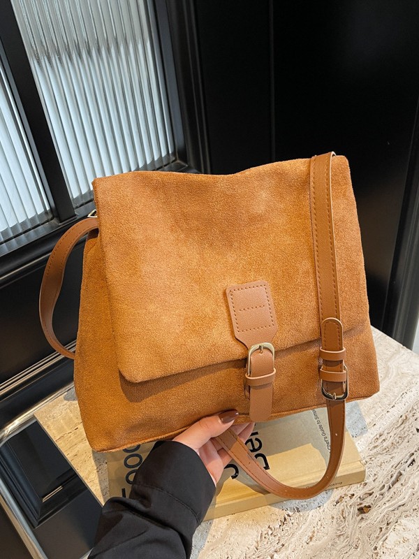Retro Frosted Messenger Bag Women's Large Capacity 2025 New Autumn and Winter High-End Niche Commuter Crossbody Tote Bag