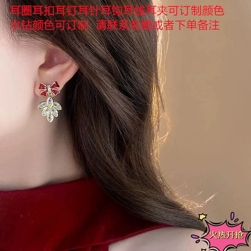 Серьги с серебряным штифтом, цирконий, 2024, премиум