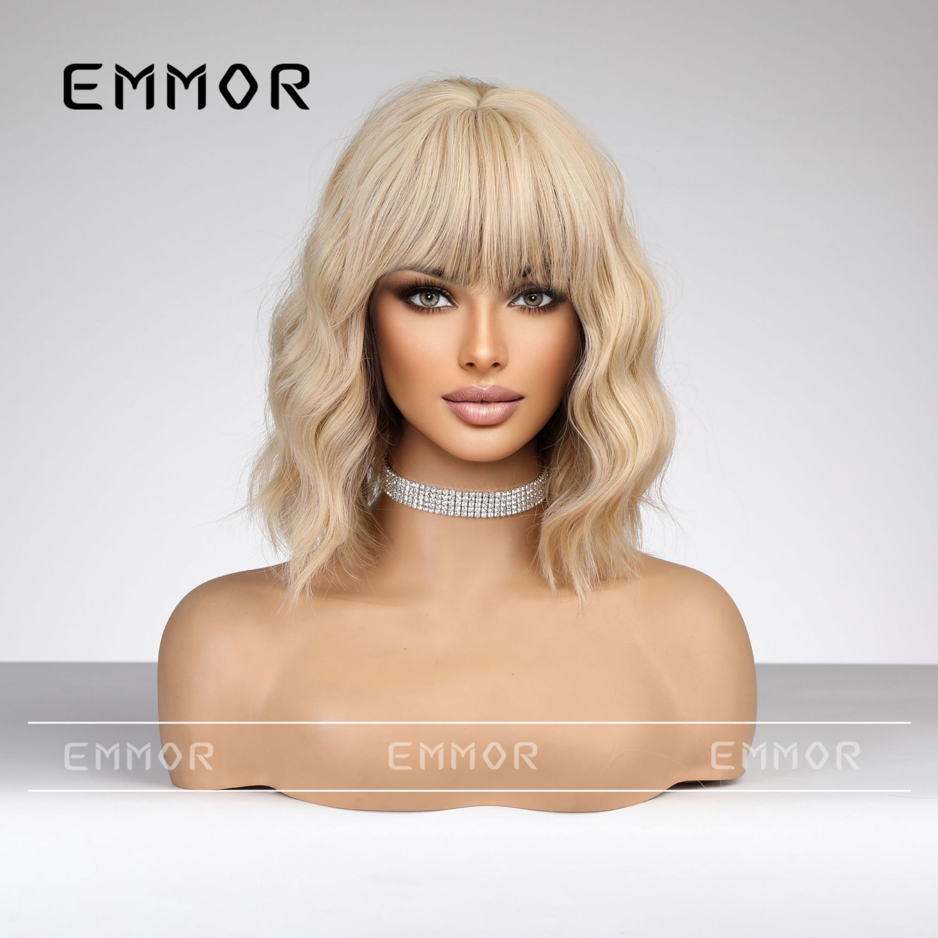 Peluca de moda de comercio exterior transfronterizo europeo y americano flequillo recto luz dorada rizada Bobo cabeza peluca