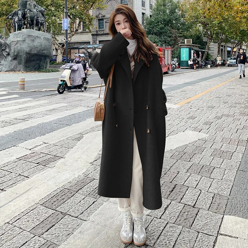 검은색