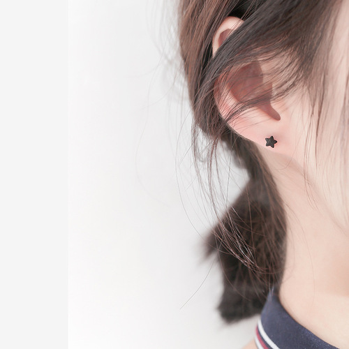 Black Geometric Star Heart Earrings Silver Minimalist Small Sweet Cute Student Korean Style Versatile Earrings for Girls