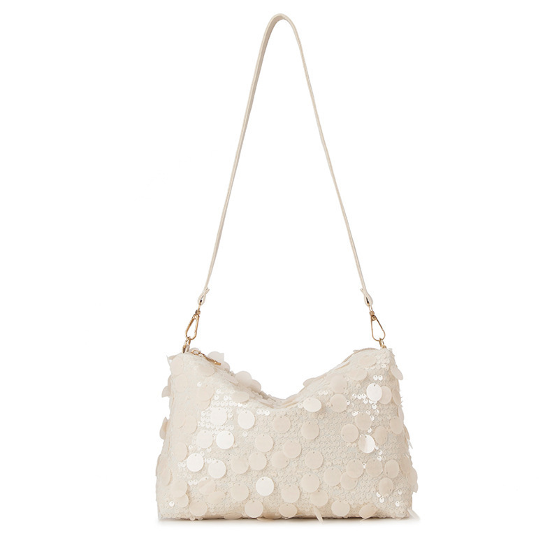 Nicho de diseño de bolso de brazo para mujeres 2025 nuevo verano y primavera de moda esquinilla de hombro mochila de moda extranjera